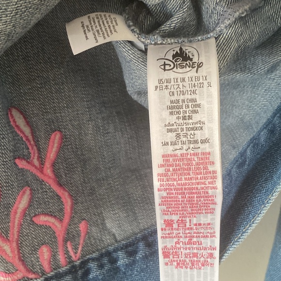 Disney Blue Denim Jacket with Ocean Theme size 1X - Picture 14 of 14